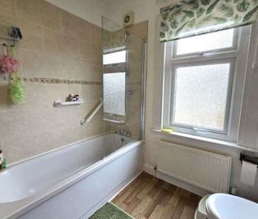 Avenue Road - Photo 5