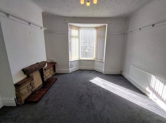 4 bedroom terraced house to rent - Photo 1