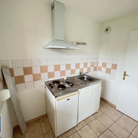 Location Appartement 2 pièces 47m² BEUVRAGES 59192 - Photo 4