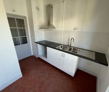 Appartement 54.3 m² - 3 Pièces - Nîmes (30000) - Photo 4