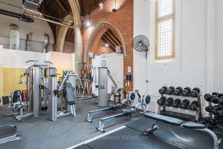 3 bedroom apartment to rent - Photo 2