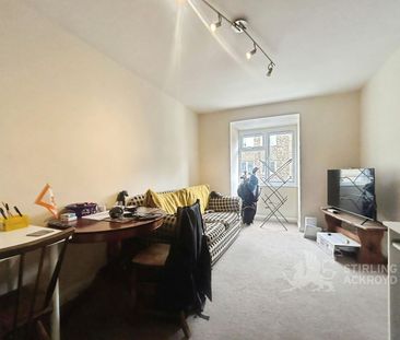 Drummond Road, Guildford, Surrey, GU1 4NT - Photo 1