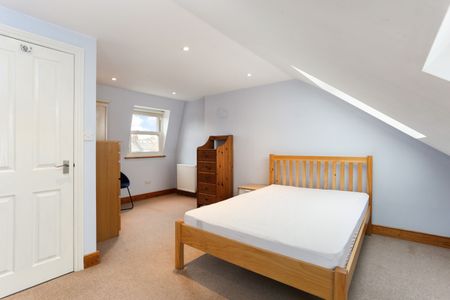 Brathway Road, London, SW18 flat to rent - Photo 2