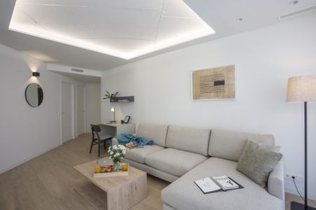 Luminosa y elegante vivienda en alquiler - Photo 4