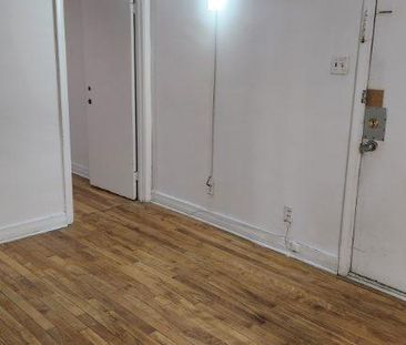 CHARMANT 3 et demi, A ROSEMONT, LIBRE PRESENTEMENT. - Photo 2