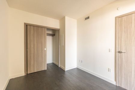 For Lease - 3 Concord Cityplace Way Unit# 7606, Toronto, Ontario - Photo 2