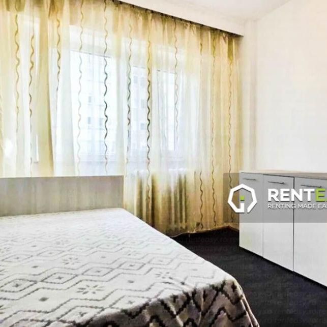 Apartament cu trei camere de inchiriat situat in zona Palas - Fotografie 1