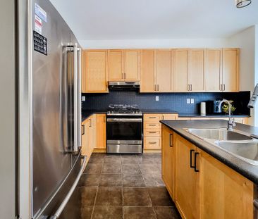 For Lease - 913 Mcewan Drive, Milton, Ontario - Photo 4