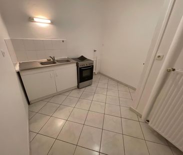 Location Appartement 3 pièces 53m² COULOMMIERS 77120 - Photo 2