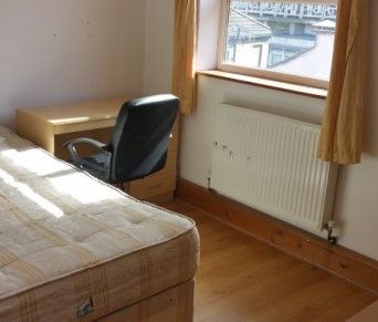 4 Bed - Spenceley Street, Leeds, Ls2 - Photo 4