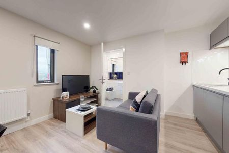 Studio to rent - Photo 3