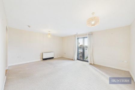 2 bedroom flat to rent - Photo 2