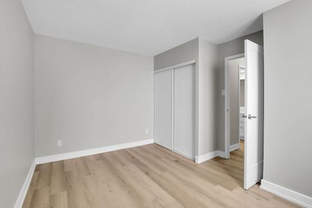 2935 Richmond Road, Ottawa, ON - Photo 4