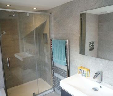 4 bedroom semi-detached house to rent - Photo 5