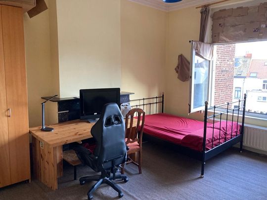 KAMER MET EIGEN BADKAMER VOOR ONDERHUUR VAN 6 JULI TOT 1 SEP - Foto 1