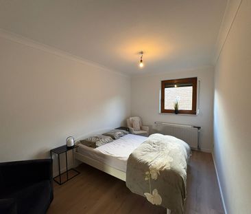 Instapklaar 2-slpk gelijkvloers appartement in Genk. - Foto 3