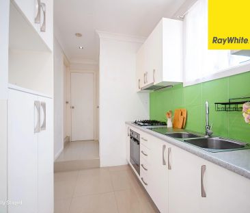 MODERN 2 BEDROOM GRANNY FLAT IN A CONVINIENT LOCATION - Photo 6