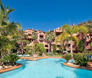 Atico en alquiler en Alicate Playa, Marbella - Photo 1