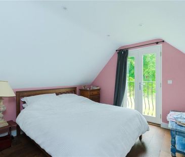 4 bedroom semi-detached house to rent - Photo 5