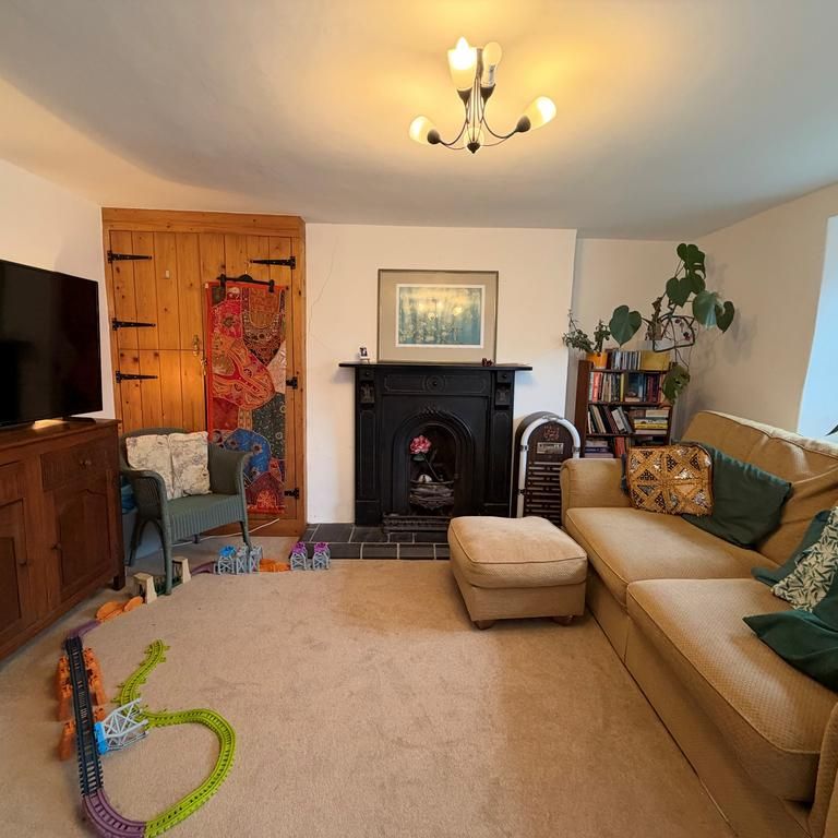2 bedroom cottage to rent - Photo 1