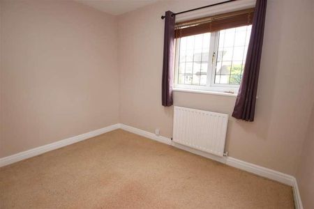 Heathmoor Close, Idle, Bradford, BD10 - Photo 3