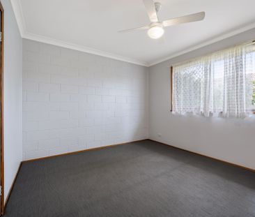 Stylish & Convenient Living in East Albury - Photo 1