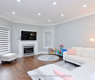 For Lease - 12 El Camino Way Unit# Upper, Brampton, Ontario - Photo 2
