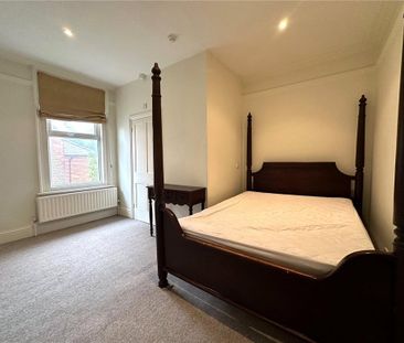 1 bedroom in a house share to rent - Photo 4