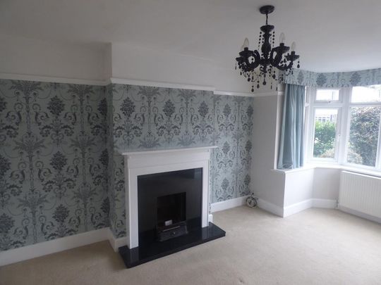 4 bedroom semi-detached house to rent - Photo 1