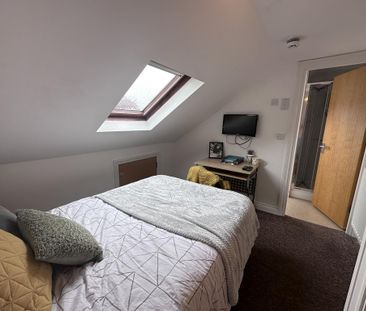 13 bedroom house share to rent - Photo 2