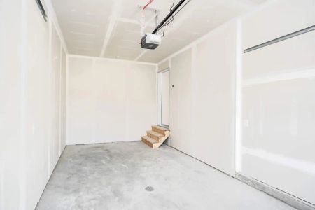 Blumberg Parks Edge — 3 Bed - Eve A - Photo 2