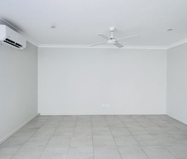 Stunning Finishes & Abundance of Features - Air Conditioned, Garage... - Photo 2