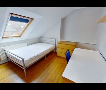 6 Bed Terraced House, Kimbolton Avenue, NG7 - Photo 2