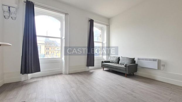 1 bedroom ground floor flat to rent - Photo 1
