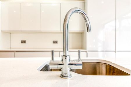 3 bedroom maisonette to rent - Photo 5