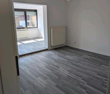 Erstbezug nach Sanierung: Schöne 4-Zimmer-Wohnung zur Miete. - Foto 1