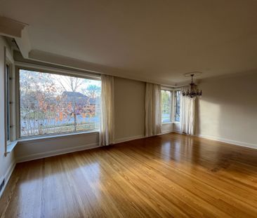 For Lease - 51 Fairlin Drive Unit# Upper main floor only, Toronto, ... - Photo 3
