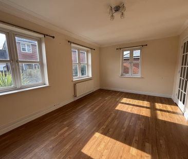 3 bedroom end of terrace house to rent - Photo 5