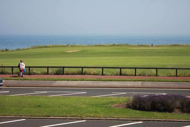 The Links, Whitley Bay, NE26 - Photo 1