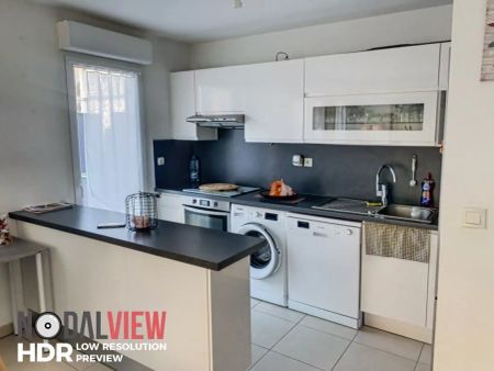 A LOUER : F2 avec 40 M² de terrasse - Photo 2