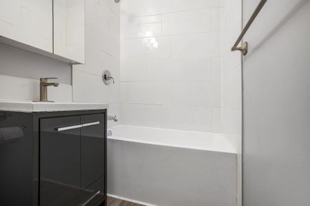 For Lease - 258 Park Street Unit# 2, Vanier and Kingsview Park, Ontario - Photo 4