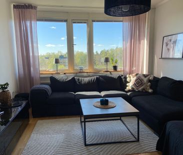 Loftvägen, Skogås - Photo 4