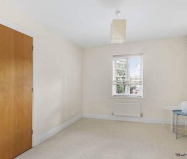 2 bedroom property to rent in Ascot - Photo 4