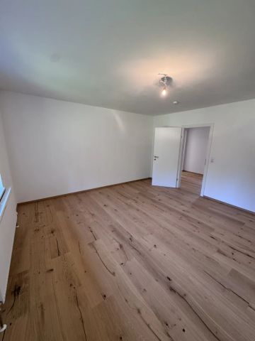 Geräumige 4,5-Zimmer-Wohnung in stilvoller Villa – Erstbezug in Wolfurt! - Photo 3