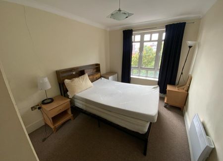 Osbourne House Queen Victoria Road Coventry - Photo 2