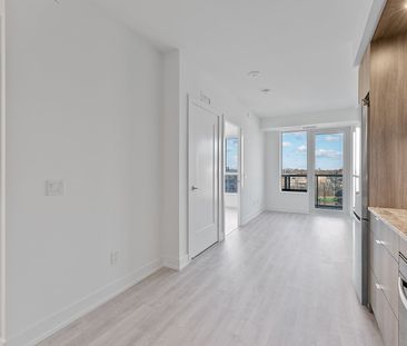 For Lease - 60 Central park roadway N/A Unit# 715, Toronto, Ontario - Photo 1