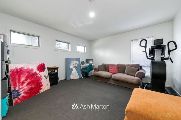3/27a Culcairn Drive, Frankston South, VIC 3199 - Photo 1