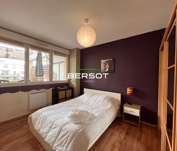 Appartement T2 bis meublé avec terrasse et place de parking - Photo 1