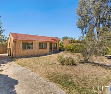 86 Carlile Street, Evatt ACT 2617 - House For Rent | Domain - Photo 2