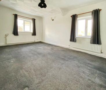 4 bedroom house to rent - Photo 1